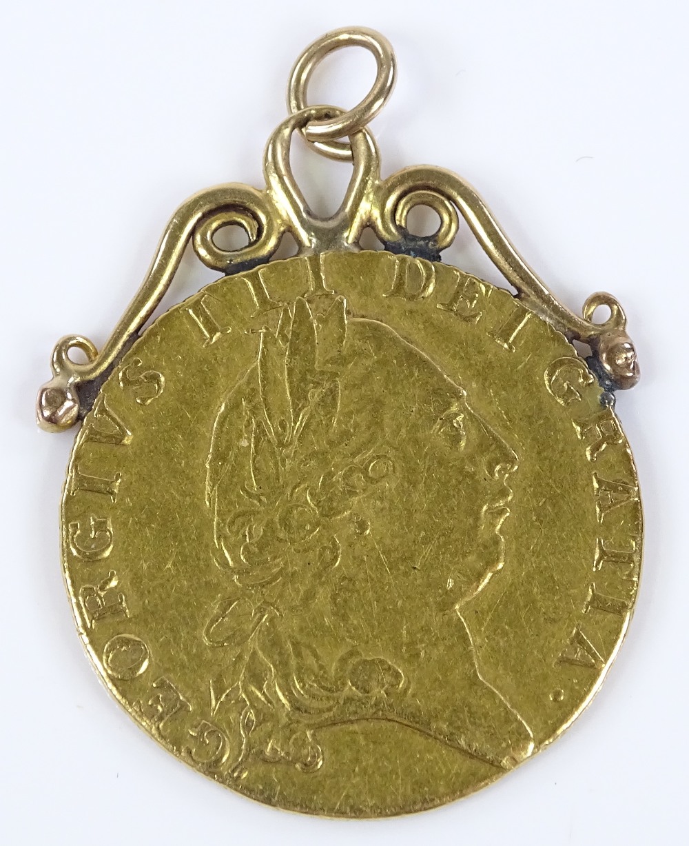 A George III 1790 gold Guinea, with gold pendant mount - Image 2 of 3