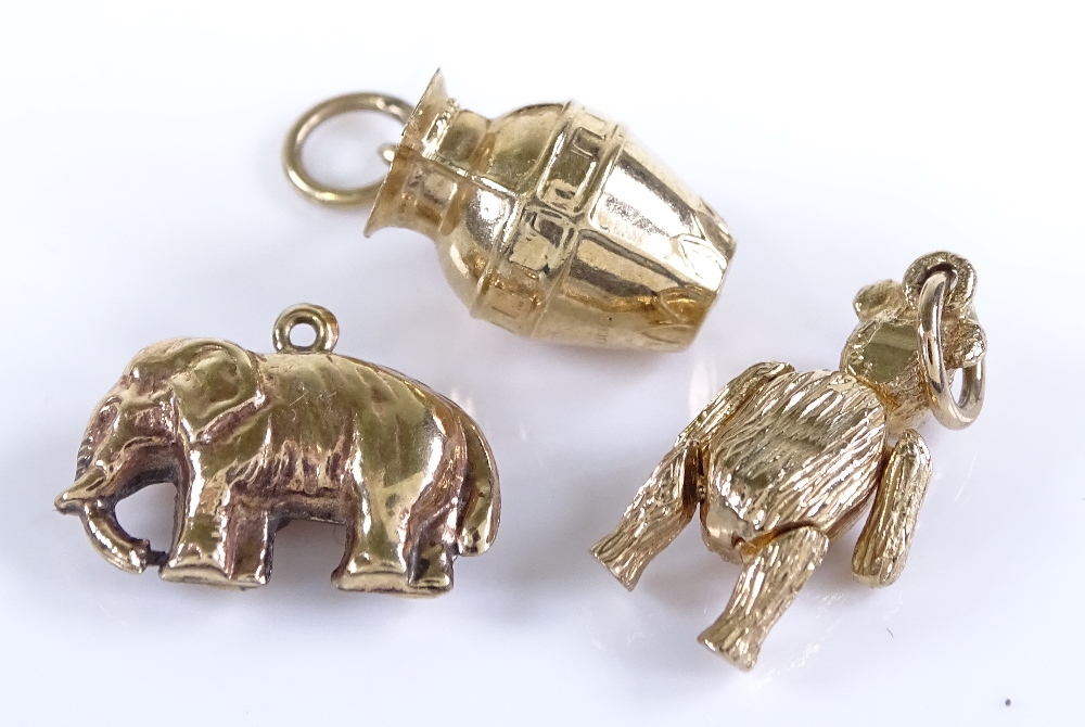 4 9ct gold charms, including elephant and teddy bear, 6.9g - Image 4 of 4