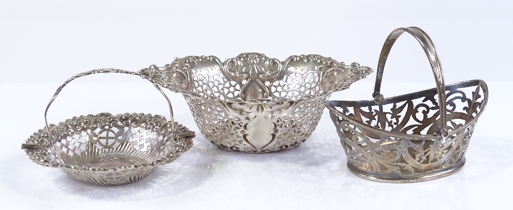 3 pierced and embossed silver bon bon baskets, largest length 14cm, 5.4oz total (3)