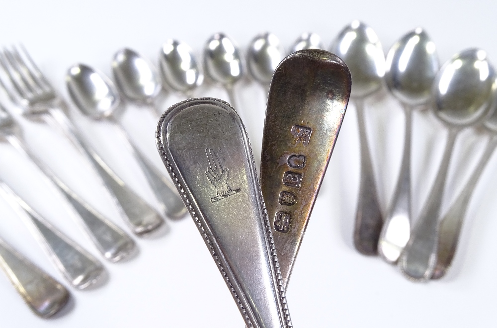 A quantity of silver bead edge cutlery, including forks and spoons, 14oz total - Image 3 of 3