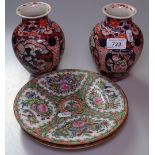 A pair of Imari vases, 6.5", and a pair of Chinese Famille Verte plate