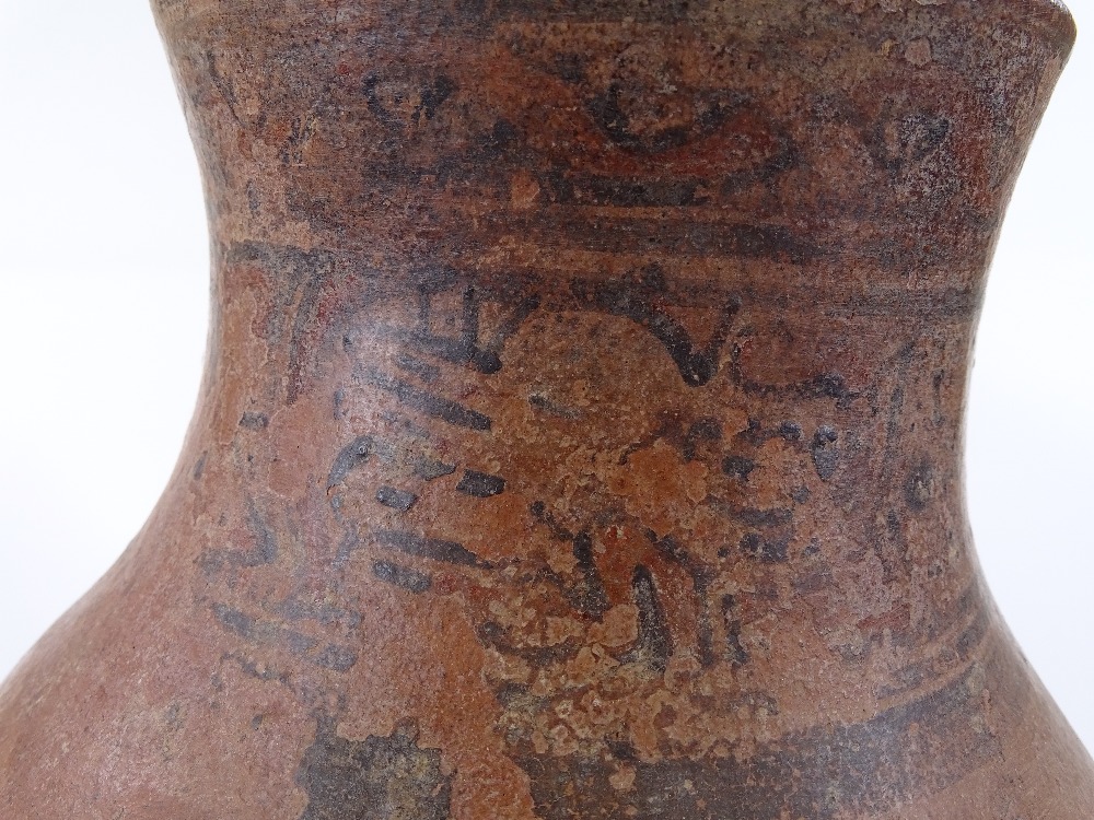 A Chang Kai pre-Colombian terracotta vase, relief moulded jaguar head-handle, and painted - Image 4 of 4