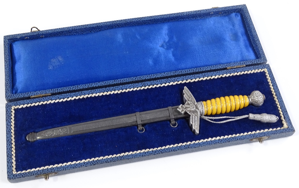 A miniature German 2nd model Luftwaffe dagger, manufactured by SMF Solingen, overall length 24cm, - Image 3 of 3