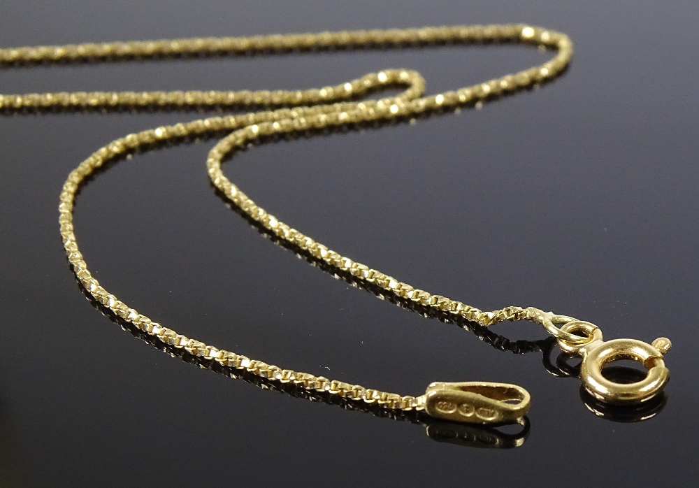 An 18ct gold diamond set cross pendant, on 18ct gold chain, pendant height 20.1mm, chain length - Image 3 of 4