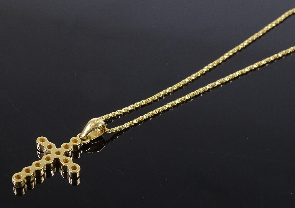 An 18ct gold diamond set cross pendant, on 18ct gold chain, pendant height 20.1mm, chain length - Image 4 of 4