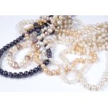 Various freshwater pearl jewellery