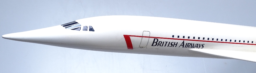 A large composition desktop model of Concorde, length 33"