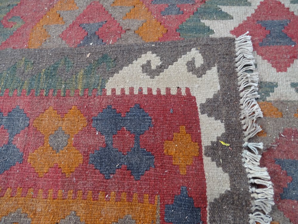 A multi-coloured Maimana Kilim carpet, 283cm x 193cm - Image 2 of 2