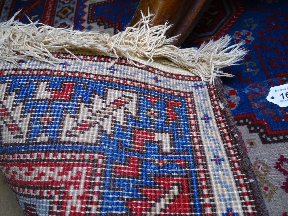 A blue ground Persian design rug, 155cm x 100cm - Image 2 of 2