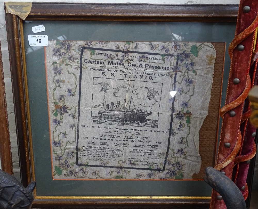 A printed paper serviette, Souvenir In Remembrance of the RMS Titanic 1912, framed - Image 2 of 2