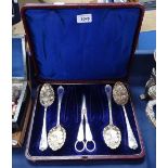 Victorian silver plated fruit spoons and grape scissors in fitted case