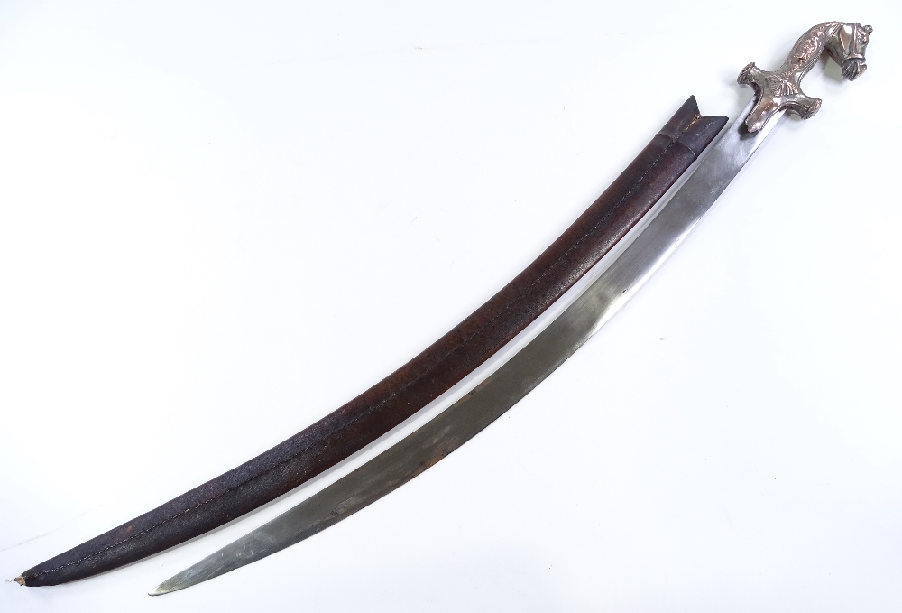 An unusual 19th century Tulwar style Cavalry sword, possibly Indian Cavalry, unusual horse's head - Image 2 of 3