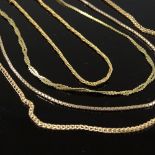 Various 9ct gold necklaces, 10.8g total (2 A/F)