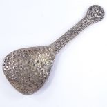 A Scottish silver caddy spoon, by the Ward Brothers, hallmarks Edinburgh 1957, length 8cm