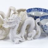 2 Chinese blue and white porcelain bowls, diameter 15cm, and Oriental ceramic dragon, and a pair