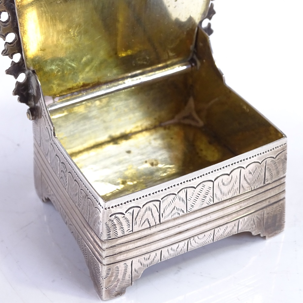 A Chinese silver box in the form of a chair, with bright-cut decoration, by Kwan Wo, stamped 85, - Image 3 of 5