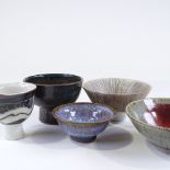 5 studio pottery bowls and tea bowls, including Hugh West and Mevagissey Pottery (5)