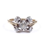 An 18ct gold 5-stone diamond X-shaped ring, setting height 9.6mm, size M, 4.1g