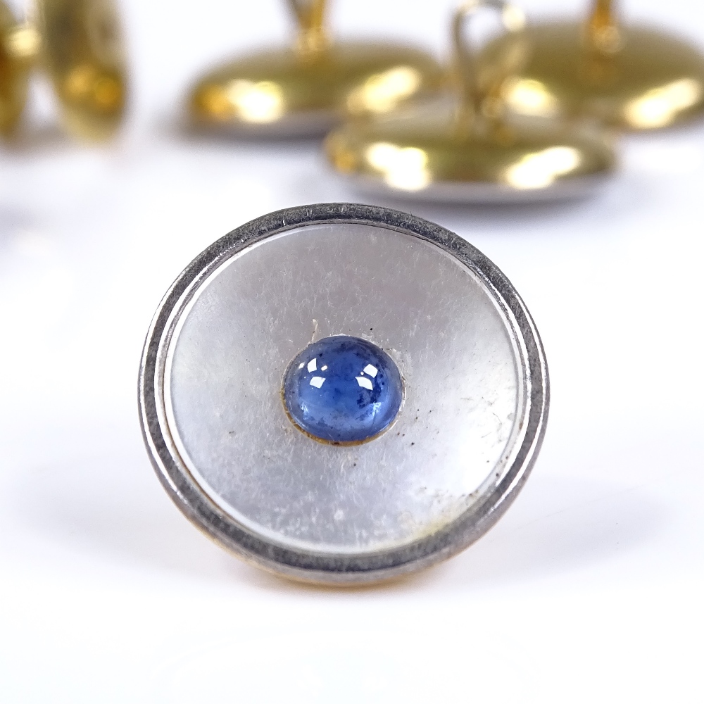 An 18ct gold sapphire and mother-of-pearl gentleman's dress set, comprising 4 buttons and 2 dress - Image 4 of 4
