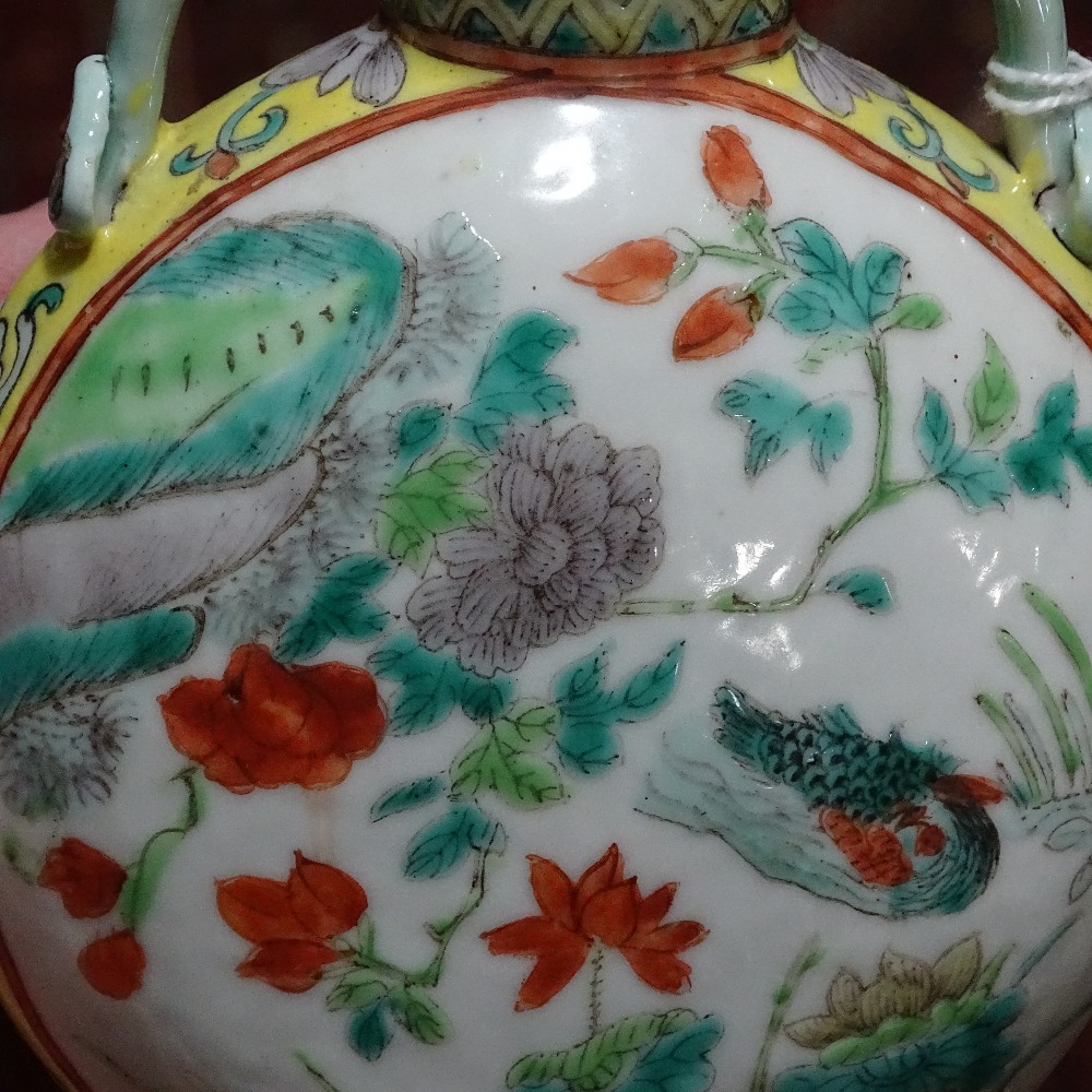 A Chinese famille verte porcelain 2-handled vase, with painted enamel birds and flowers, 4 character - Image 10 of 15