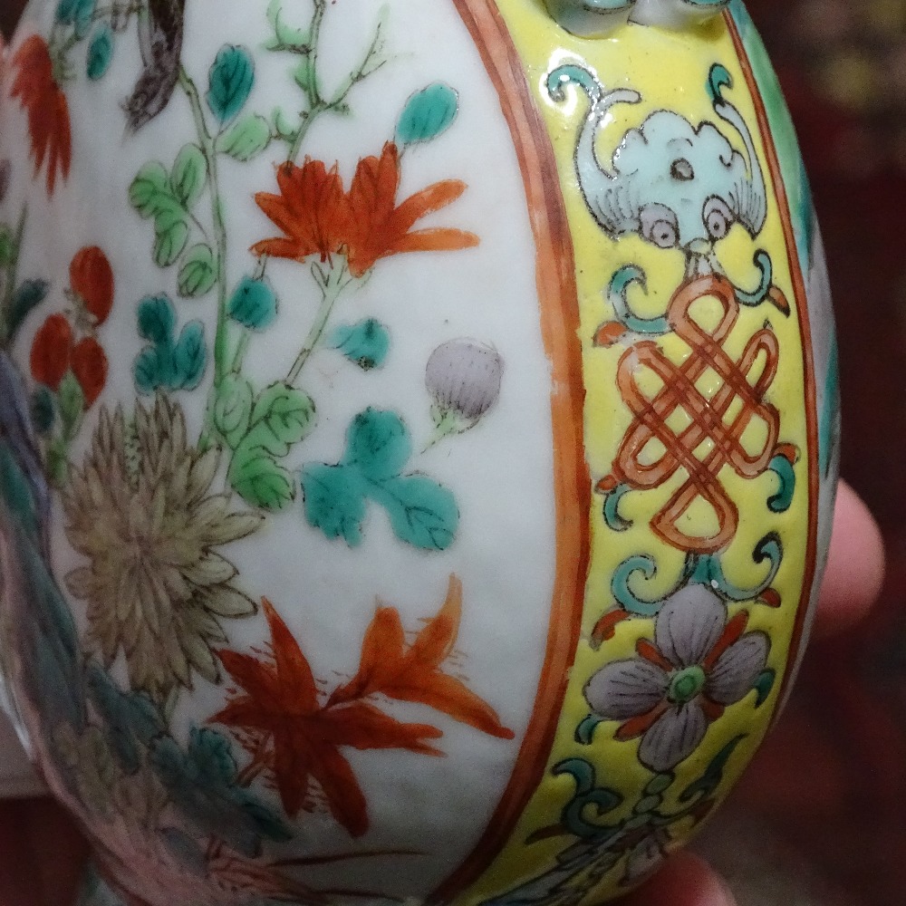 A Chinese famille verte porcelain 2-handled vase, with painted enamel birds and flowers, 4 character - Image 9 of 15