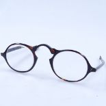 A pair of gold-mounted folding tortoiseshell spectacles in case, by Dixey, Optician to the King