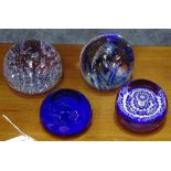 A St Louis glass paperweight, Caithness paperweight, and 2 others