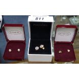 3 pairs of 9ct gold stud earrings