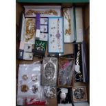 A tray of mixed costume jewellery, to include engraved silver oval locket, gold plated jewellery,