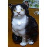 Royal Doulton black and white cat, HN999, 4.75"