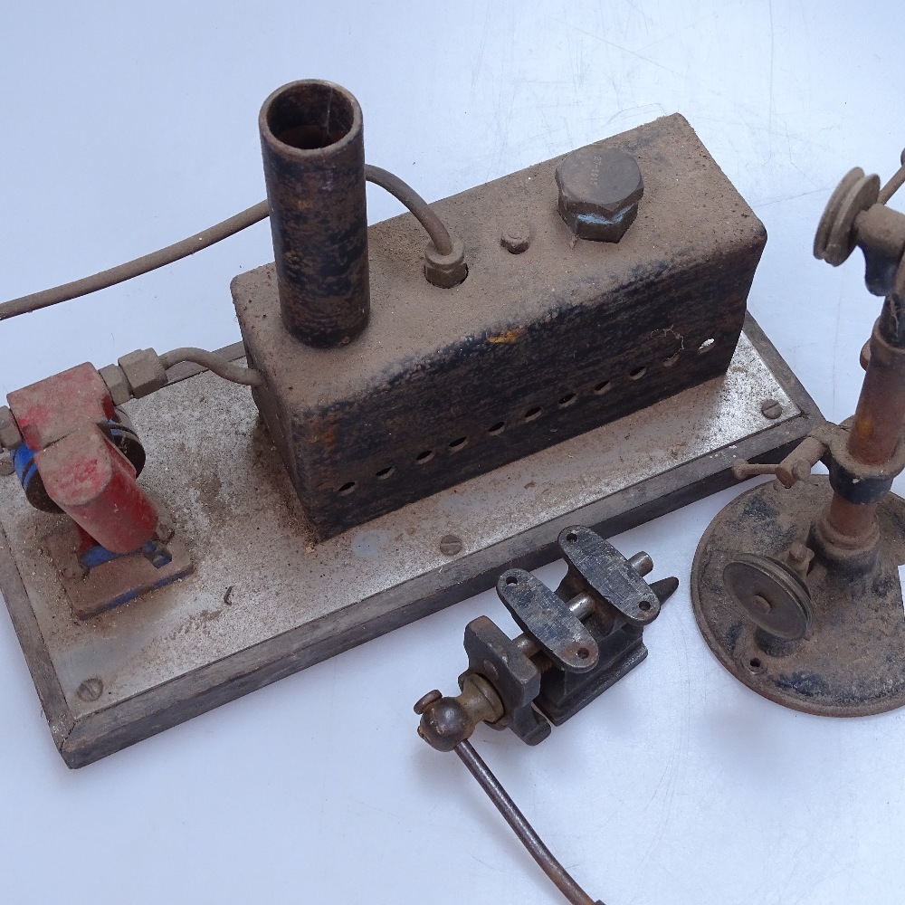 A stationary steam engine, length 10.5", a watchmaker's vice, and another tool - Image 2 of 2