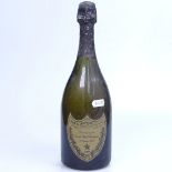 A Vintage 1990 Moet et Chandon Champagne Brut, 750ml