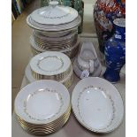 Royal Doulton Fairfax pattern dinner service for 8 people