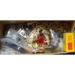 A box of miscellaneous mixed costume jewellery