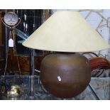 A brass and copper bulbous design table lamp and shade, and an Italian desk lamp, Stefano Cevoli