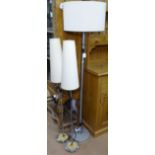 A pair of floor standing lamps, a table lamp and matching floor standing lamp (4)