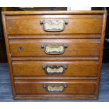 A small Vintage table-top 4-drawer collector's chest, W32cm, H31cm