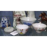 A Chinese vase, 9cm, tea bowls etc