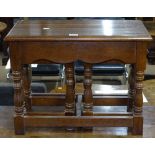 A rectangular oak nest of 3 occasional tables, W61cm