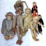 7 Vintage soft toy monkeys