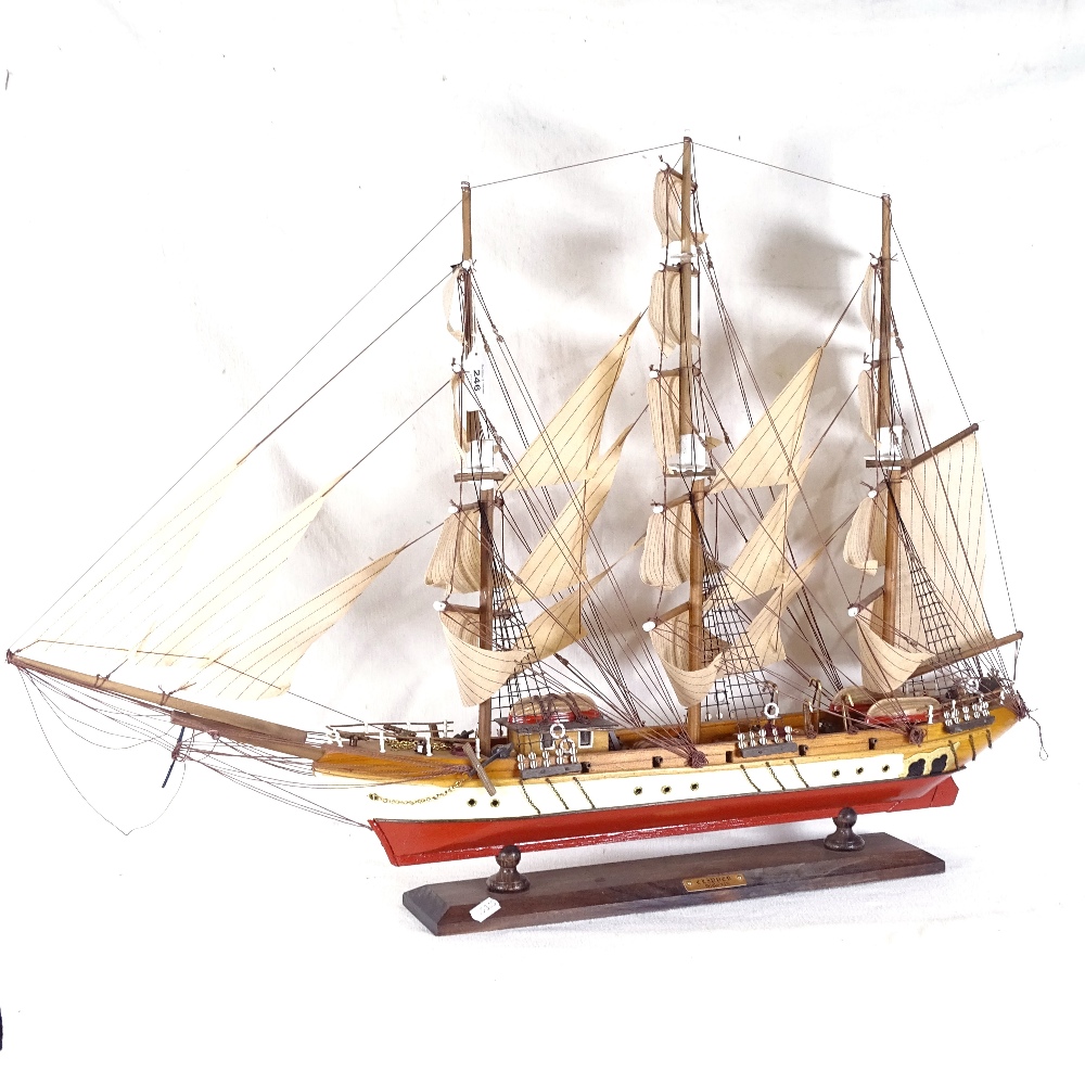 A model of the clipper Sigio XIX, height 60cm