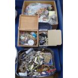 A large quantity of mixed costume jewellery