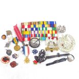Military cap badges, ribbons, George Cross, and First World War miniatures etc