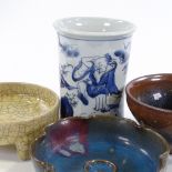 A group of Chinese porcelain items, including a blue and white porcelain brush pot, height 14cm (4)