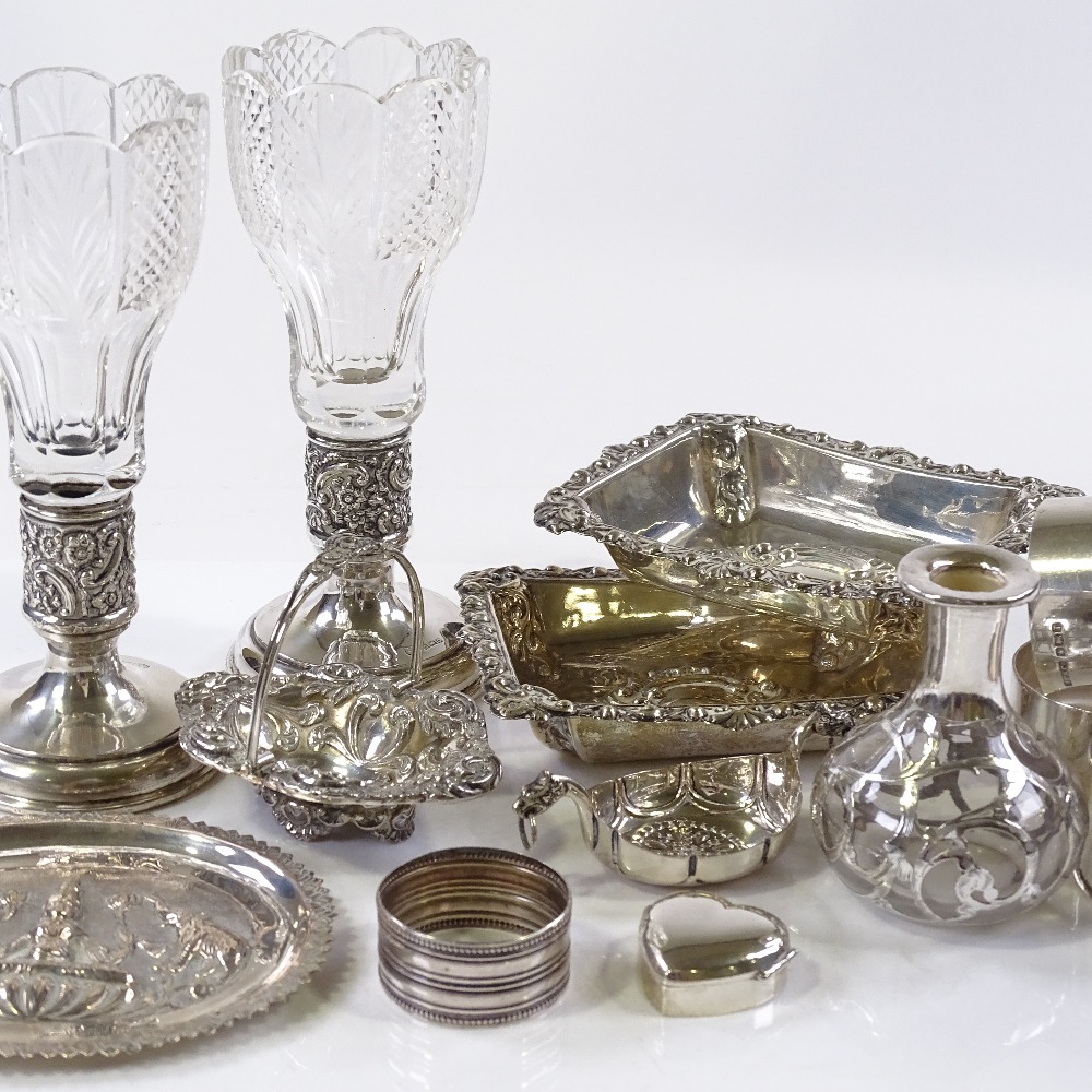 Various silverware, including embossed pin trays, napkin rings, glass vases etc, 8.1oz weighable