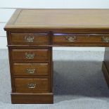 A Victorian walnut pedestal desk, inset leather top, and drawer fitted pedestals, 4'6" x 2'3"