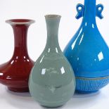 3 Chinese porcelain narrow-necked vases, largest height 23cm