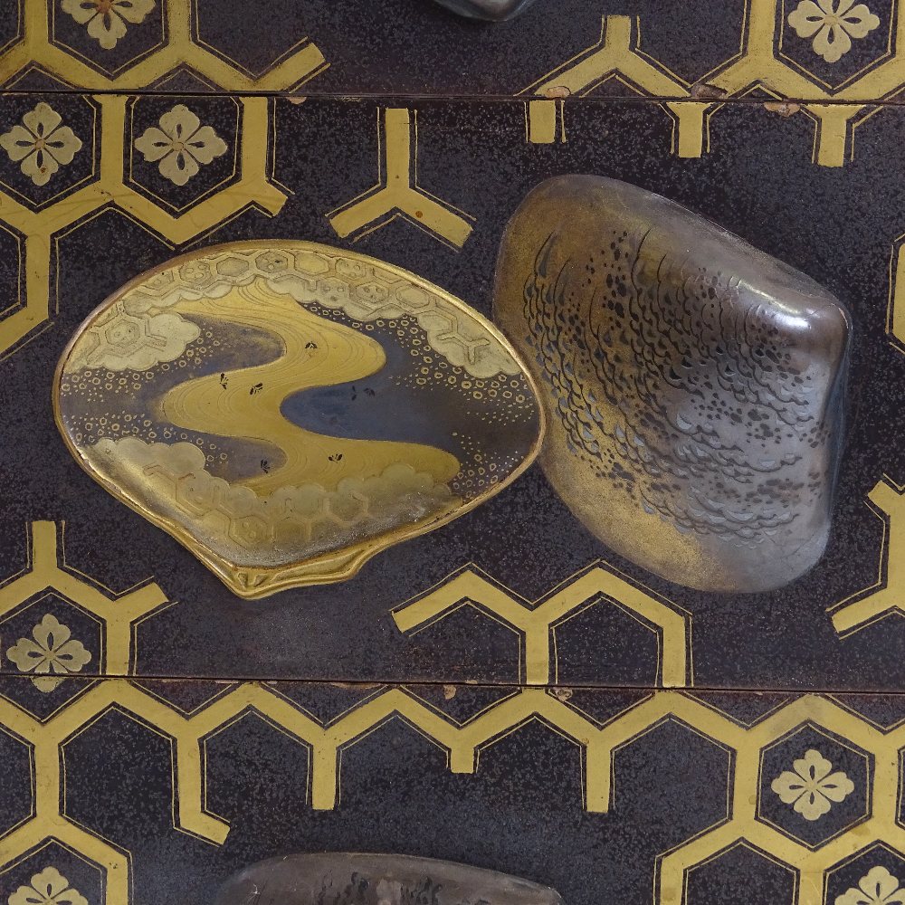 A Japanese Meiji period gilded and lacquer 4-tier box, circa 1890, with relief decorated moulded - Image 5 of 12