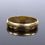 An 18ct gold wedding band ring, maker's marks B Bros, band width 4mm, size U, 3.2g