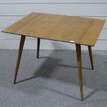 Paul McCobb Planner Group, 1950s extending dining table for Winchendon Furniture USA, 3'5" x 2'6"